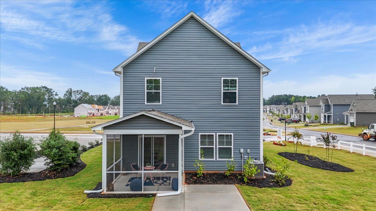 Crestfall II Back Exterior