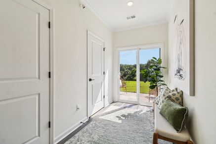 Briarwood II - Hallway