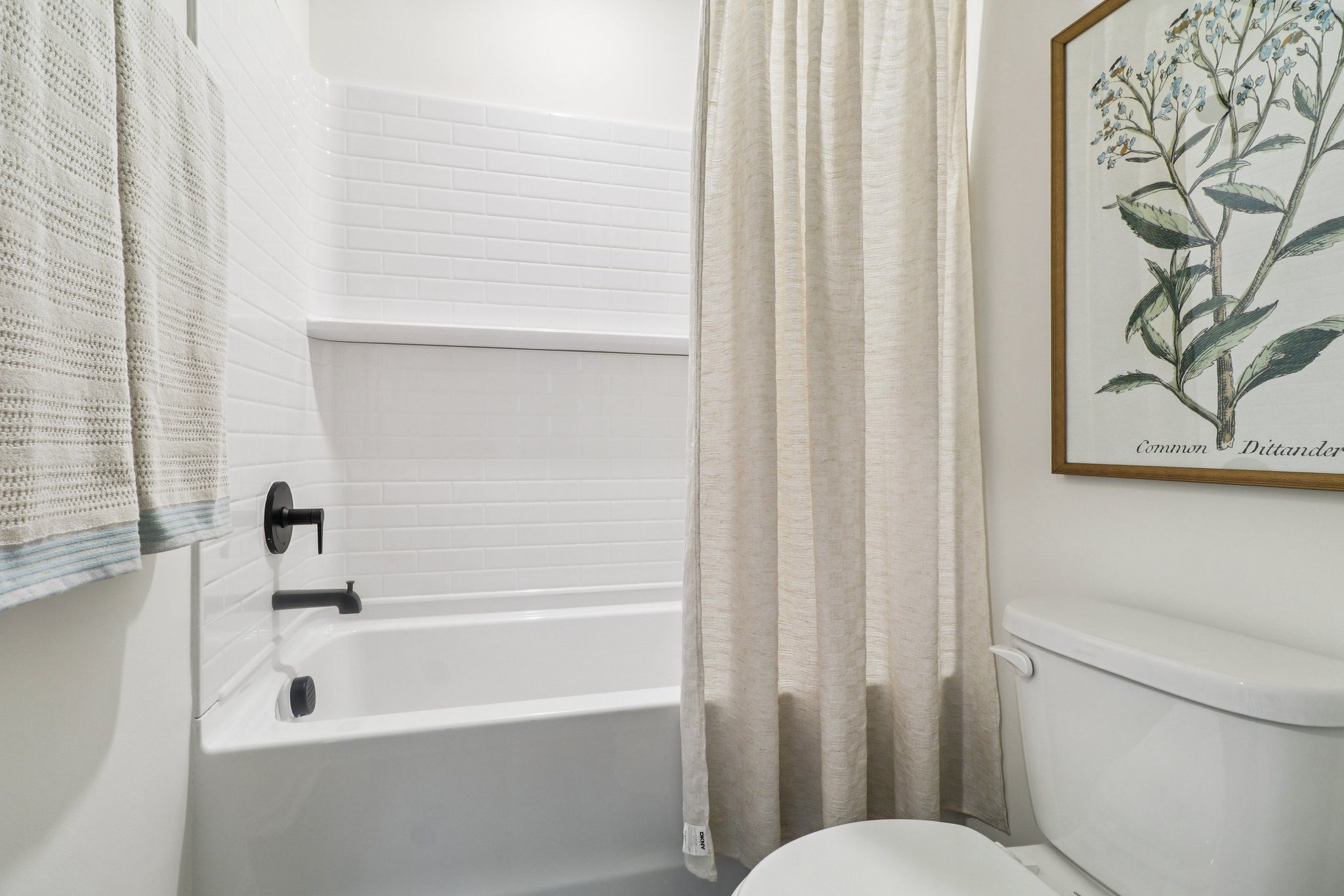 Briarwood II - Bathroom