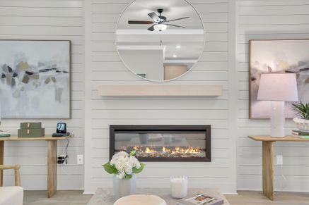 Wisteria II - Living Room