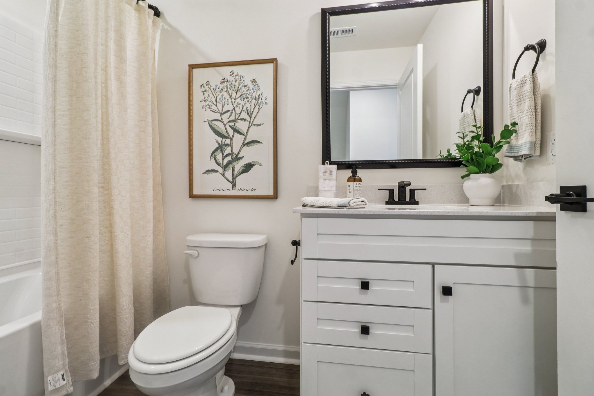 Briarwood II - Bathroom