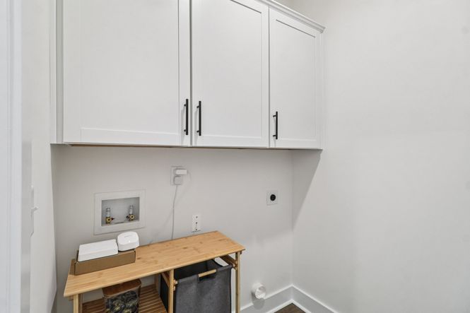 Wisteria II - Laundry Room