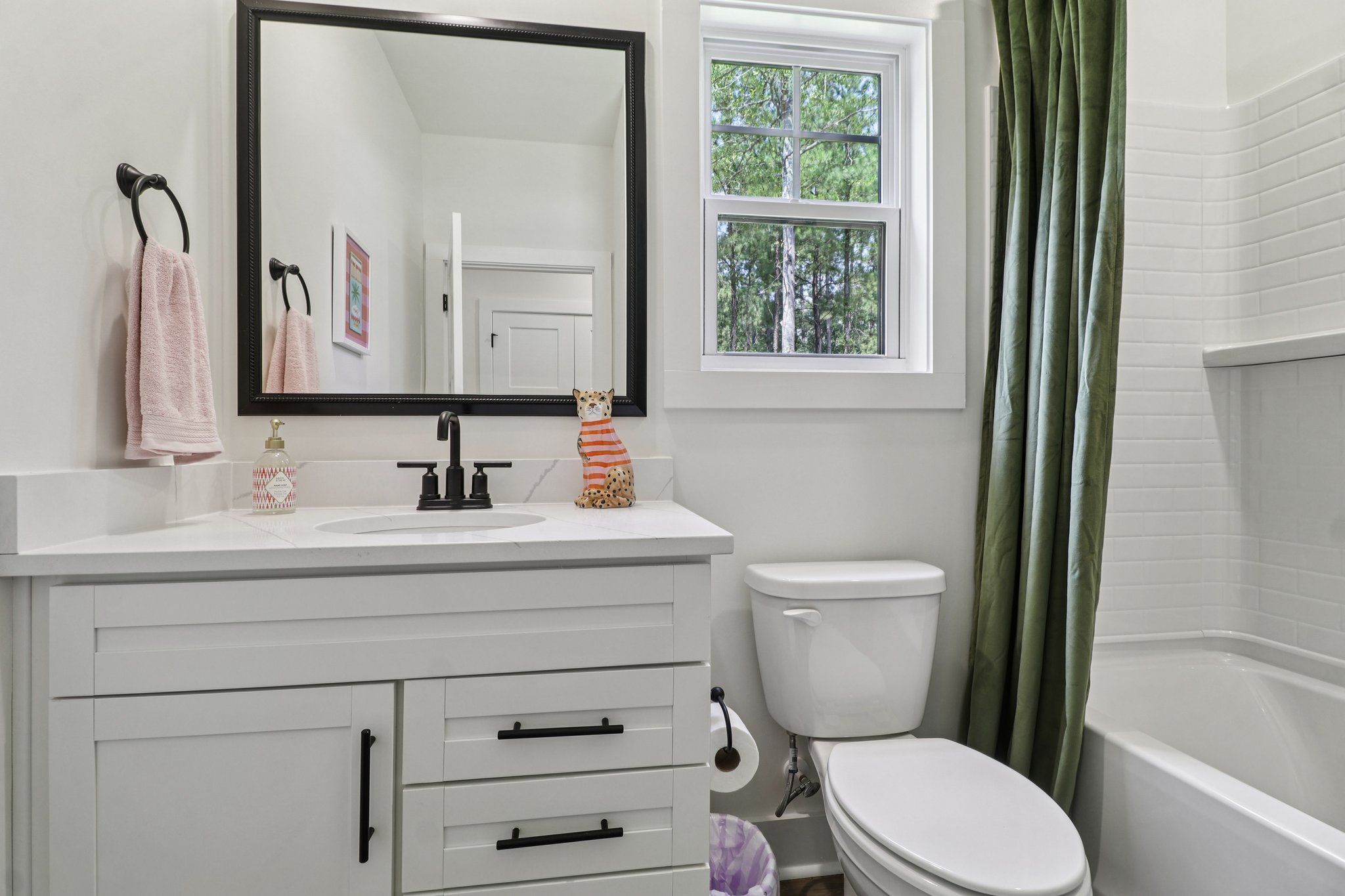 Wisteria II - Bathroom