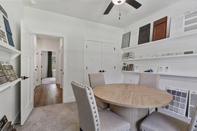 Wisteria II - Office