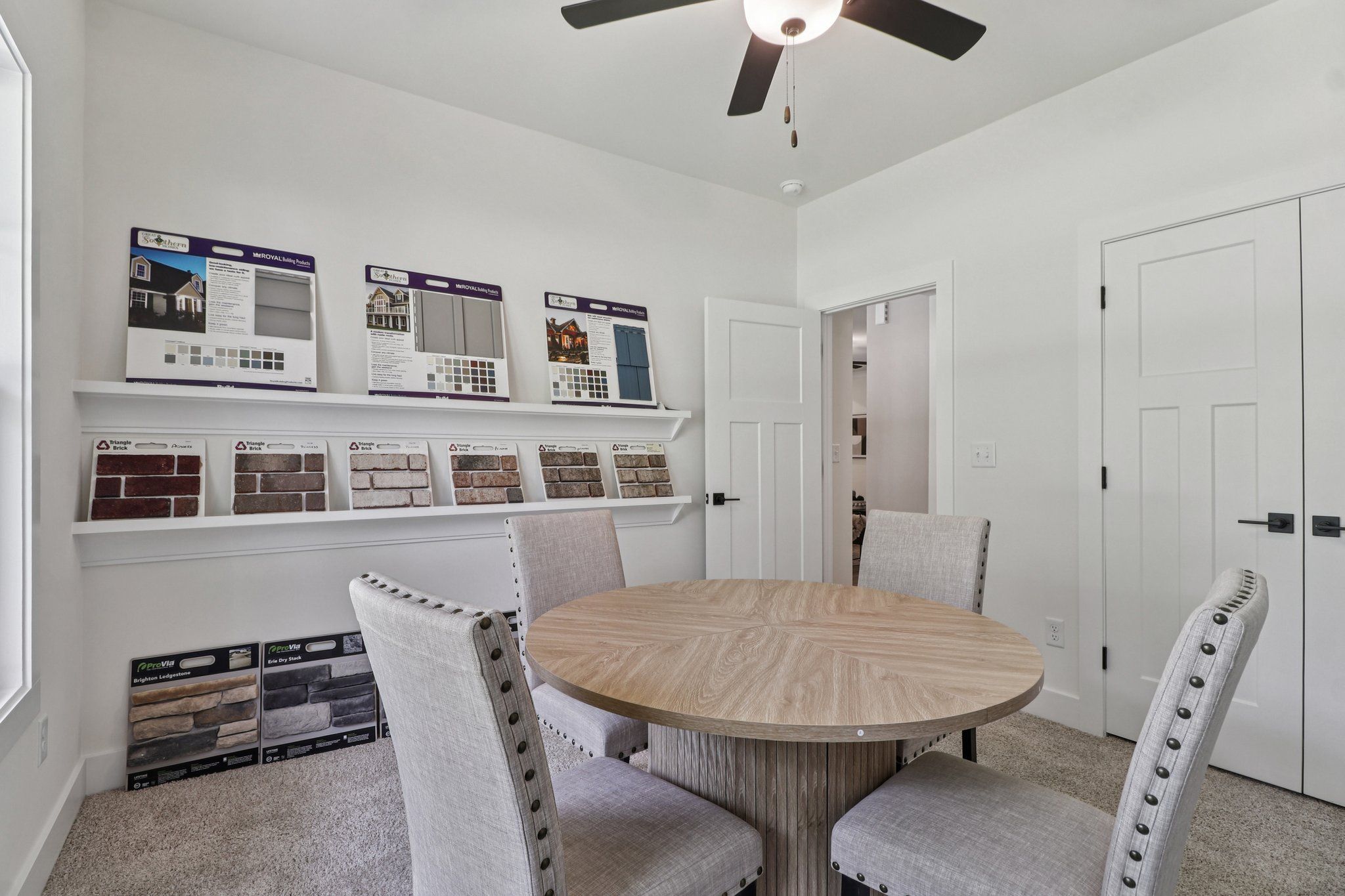 Wisteria II - Office