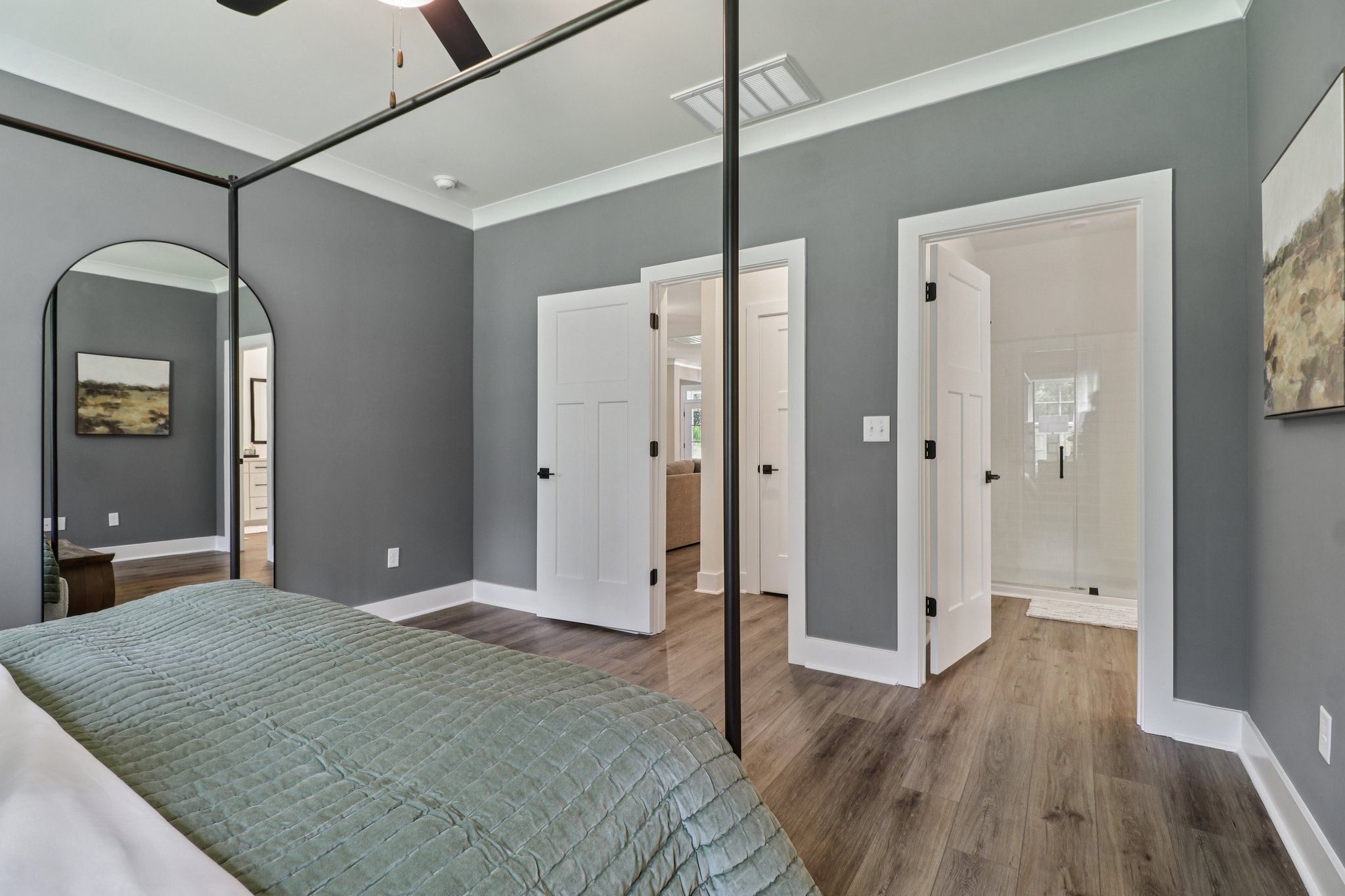 Wisteria II - Primary Suite