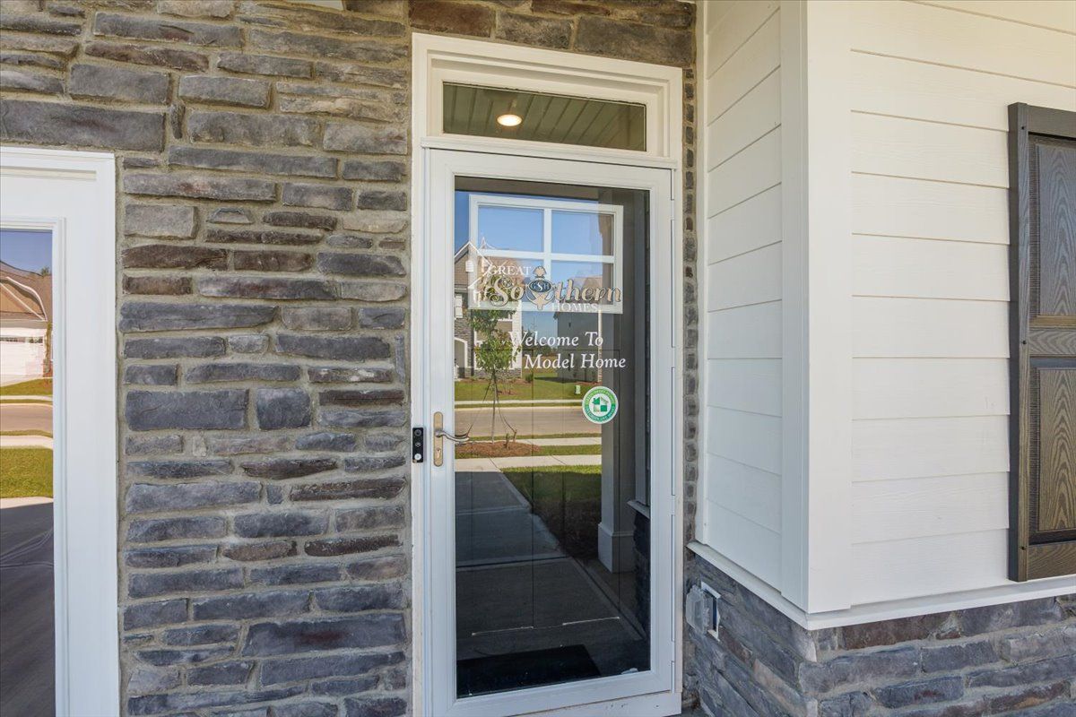 Benton II - Front Entrance