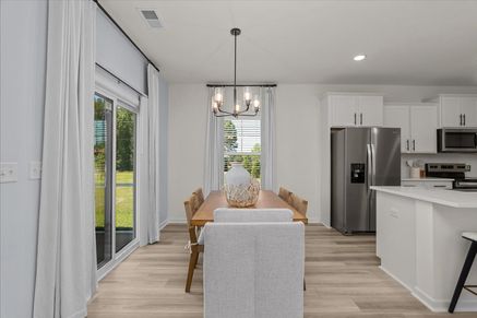 Benton II - Dining Room