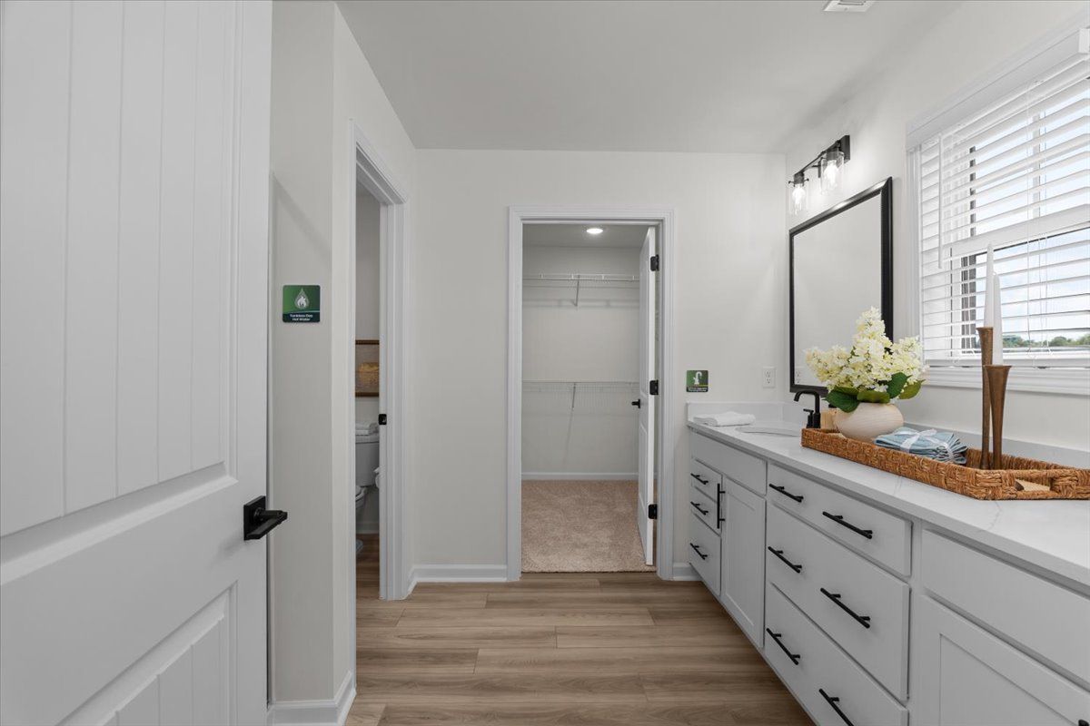 Benton II - Master Bath