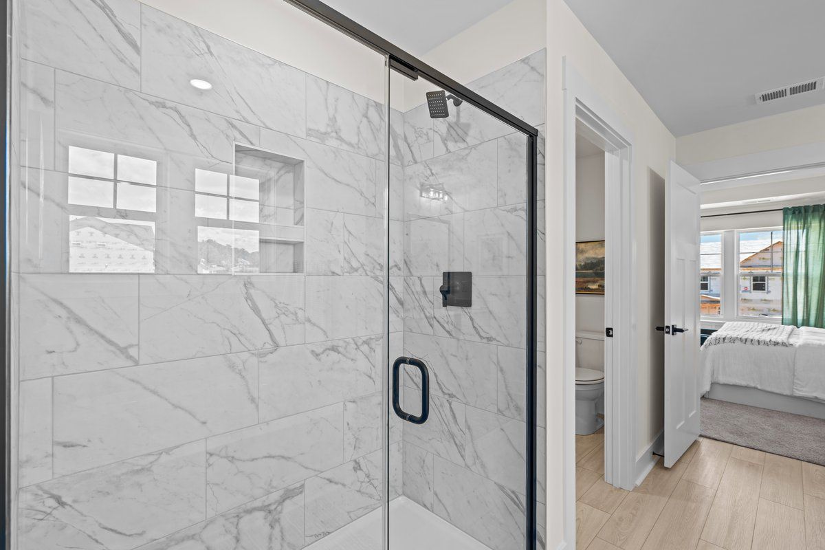 Porter II Primary Bathroom