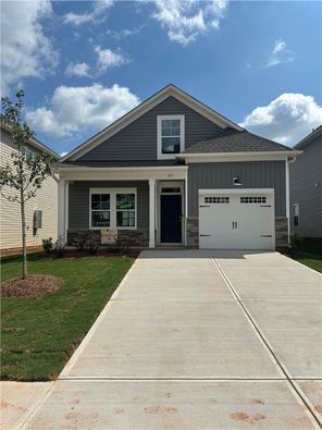 215 Brown Circle (Glenwood II)