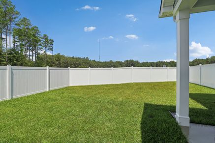 Southwind II - Backyard