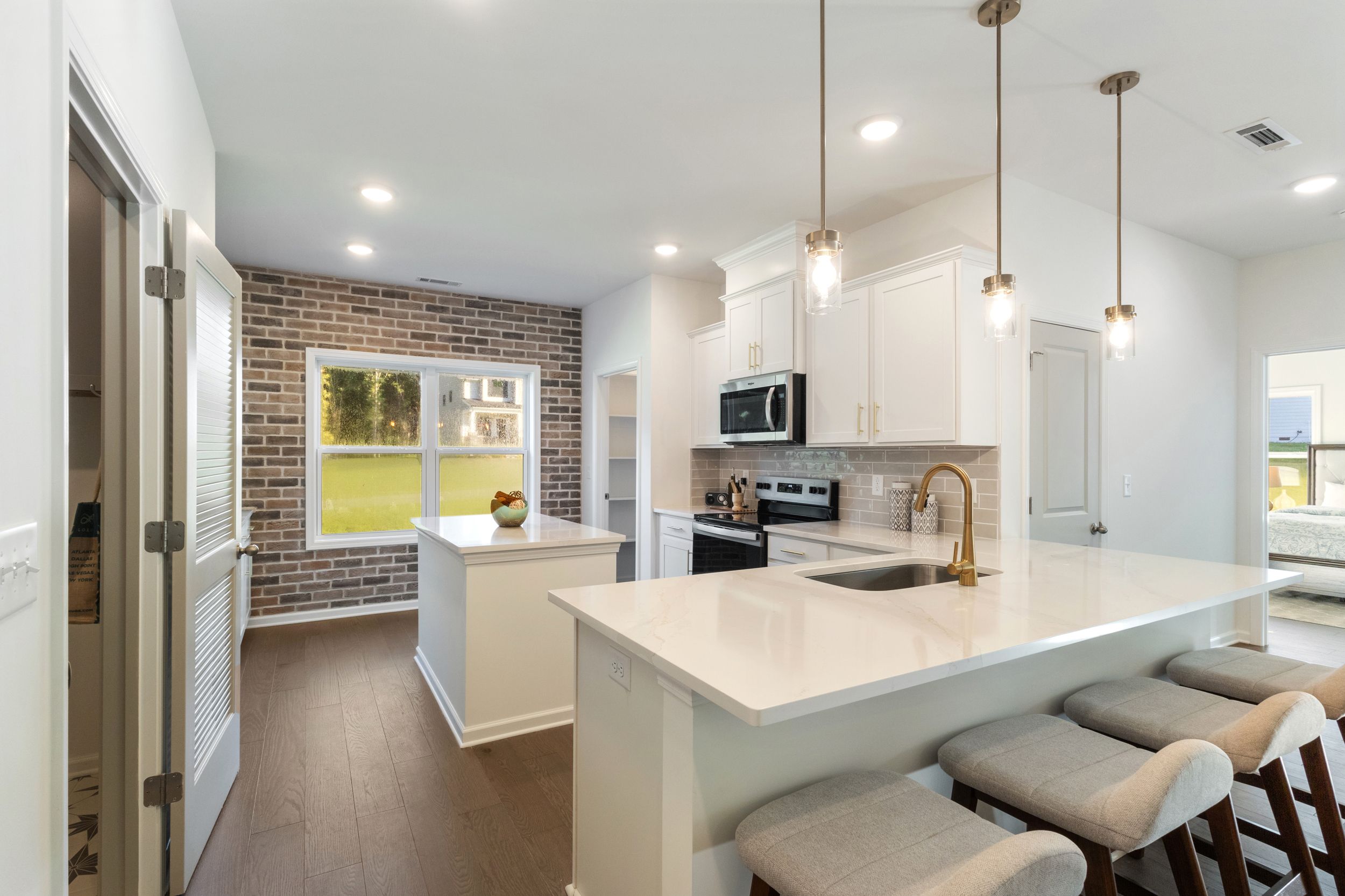 Wisteria II - Kitchen