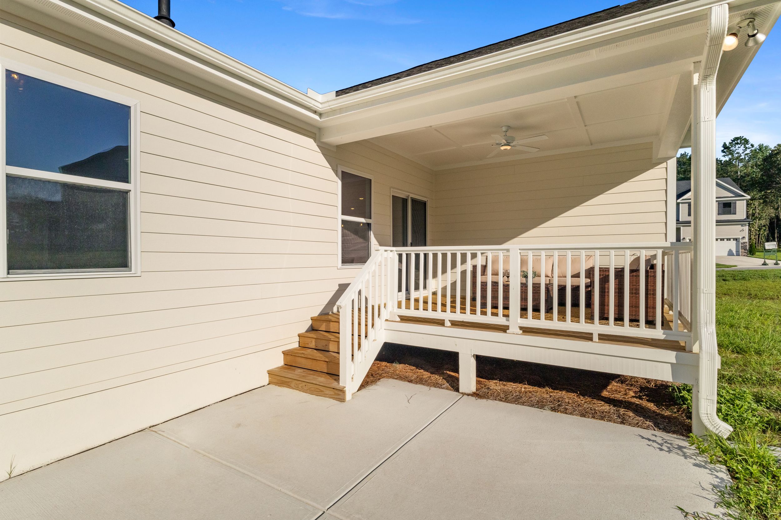 Wisteria II - Back Porch