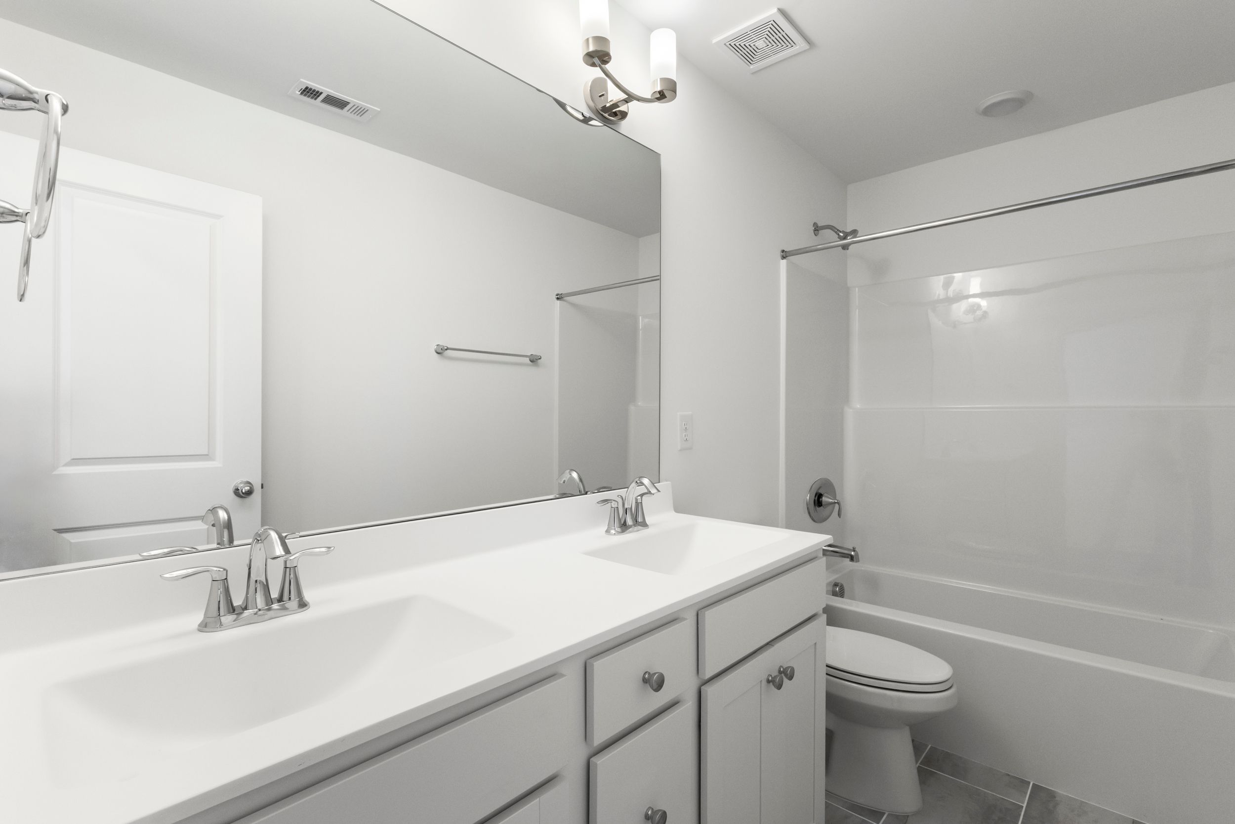 McClean II - Master Bathroom