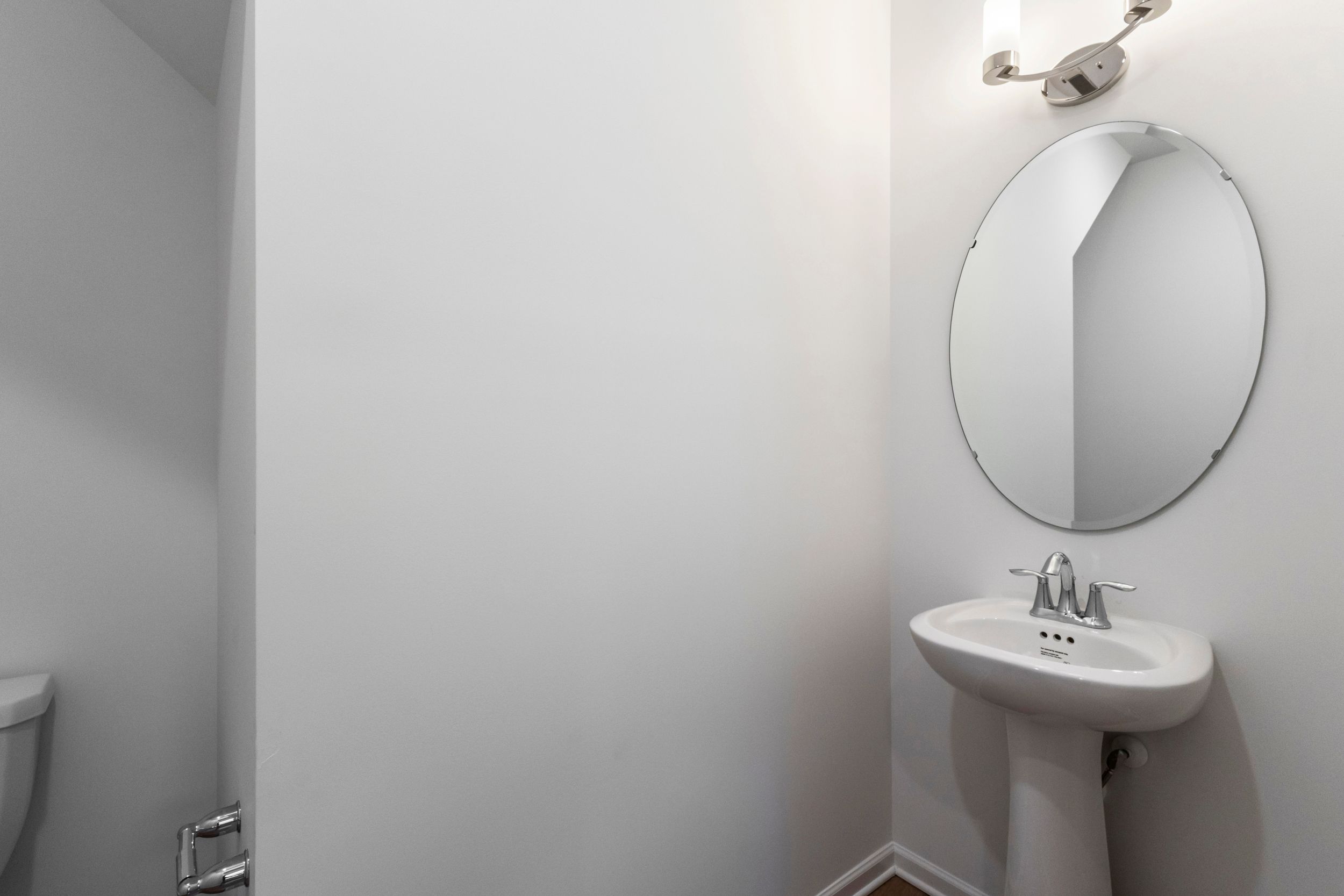 McClean II - Bathroom