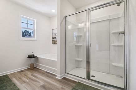 Crestfall II - Master Bath