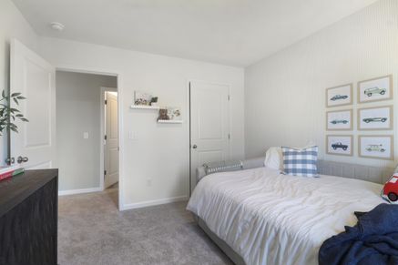 Crestfall II - Bedroom