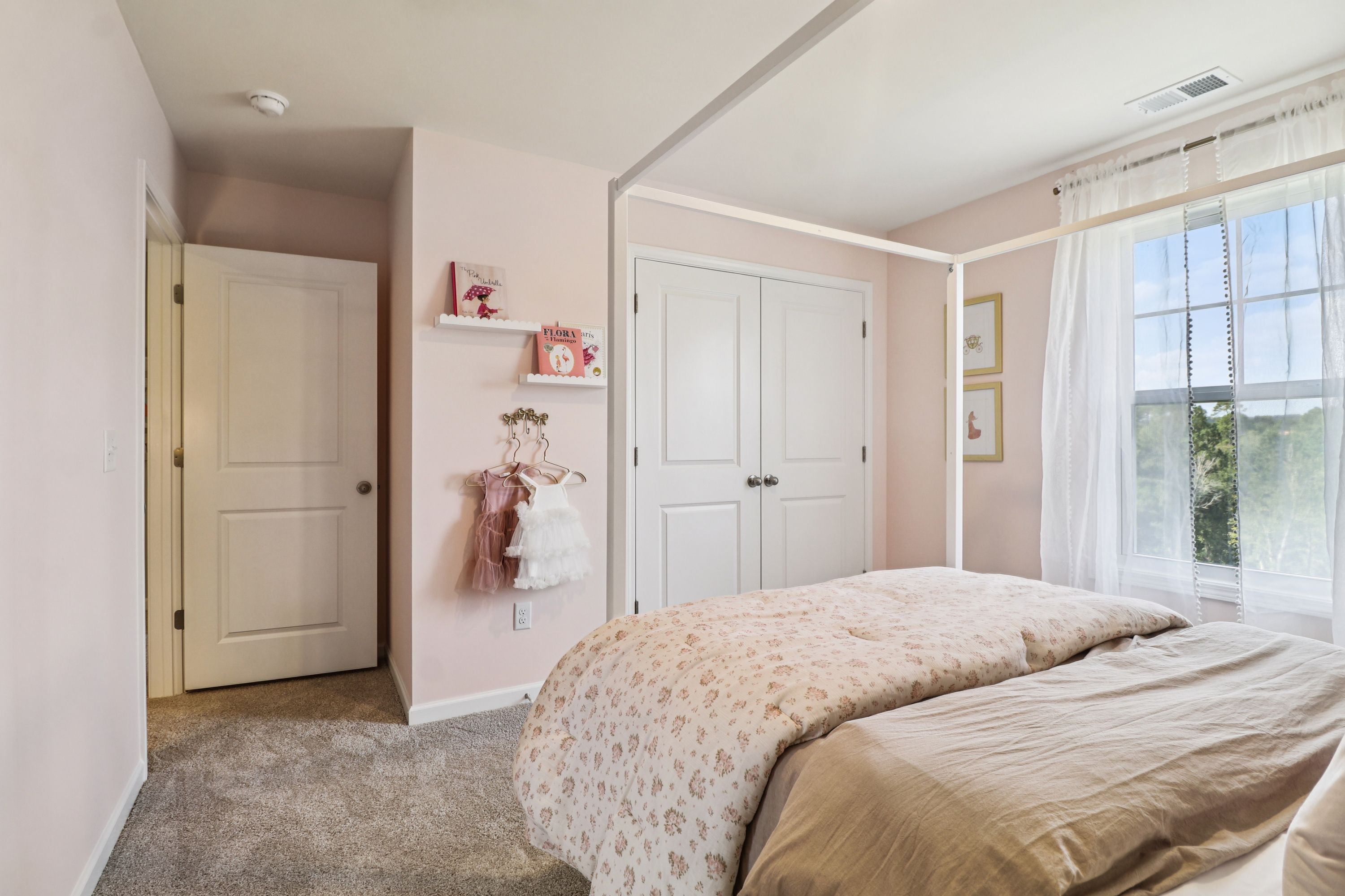 Crestfall II - Bedroom