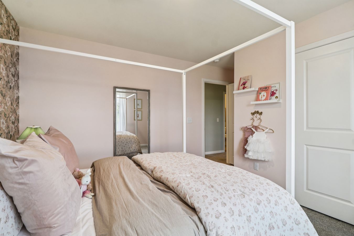 Crestfall II - Bedroom