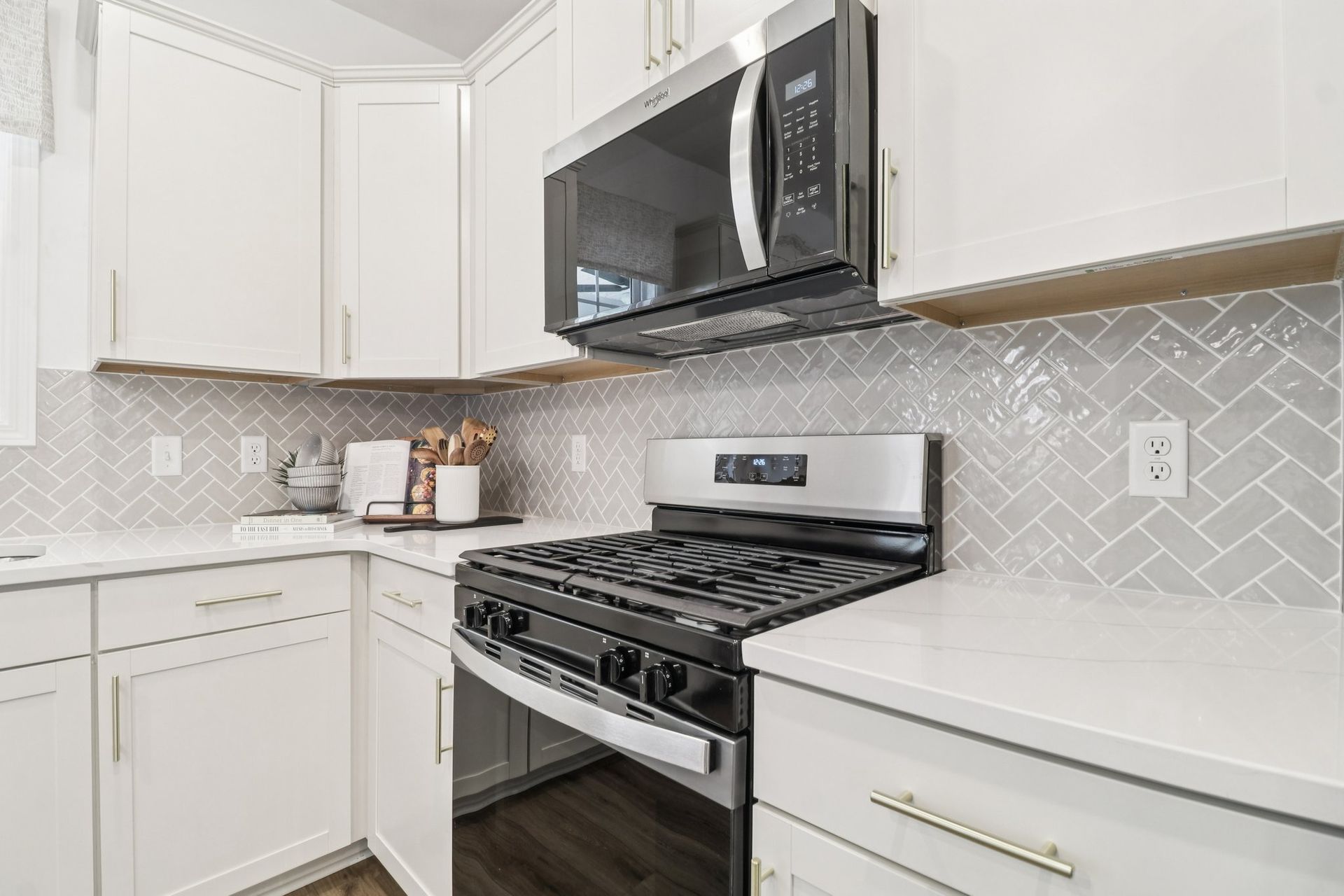 Porter II - Kitchen