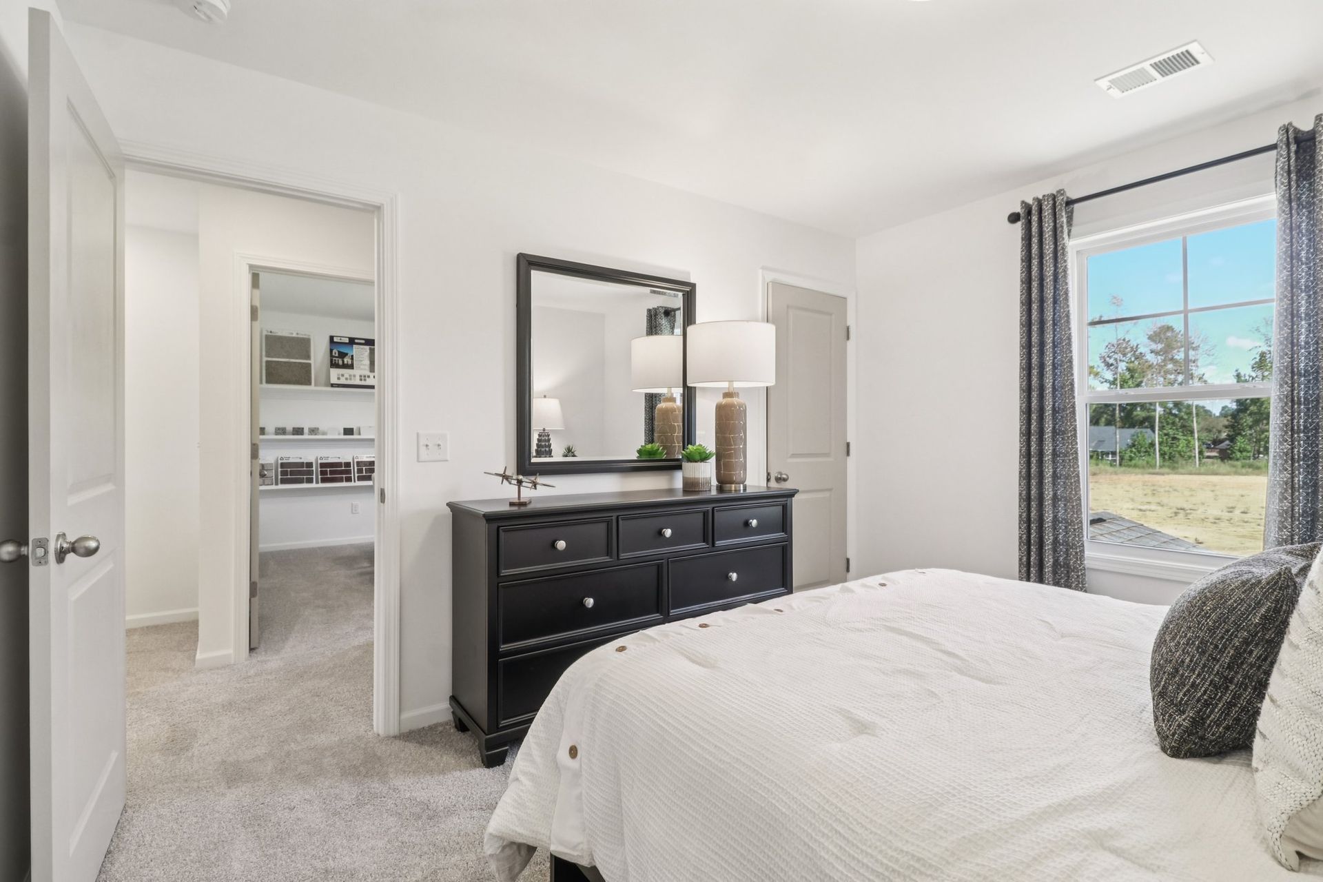 Porter II - Bedroom