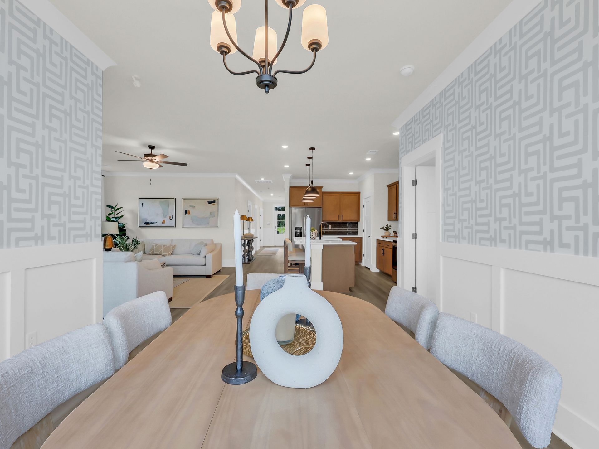 Courtland II - Dining Room