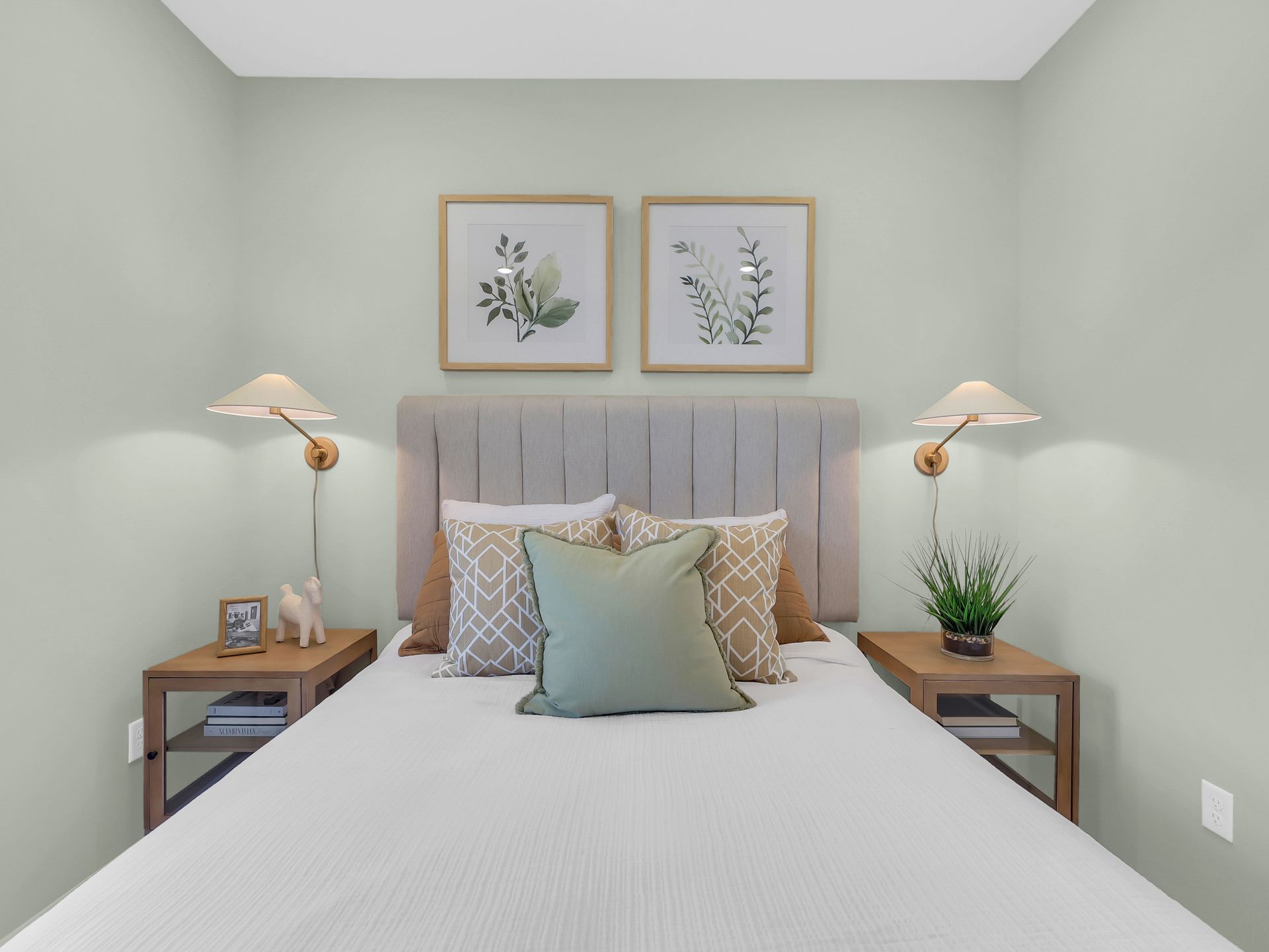 Odessa II - Bedroom