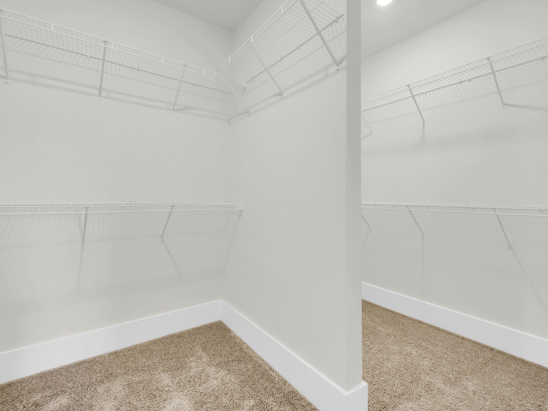 Courtland II - Closet