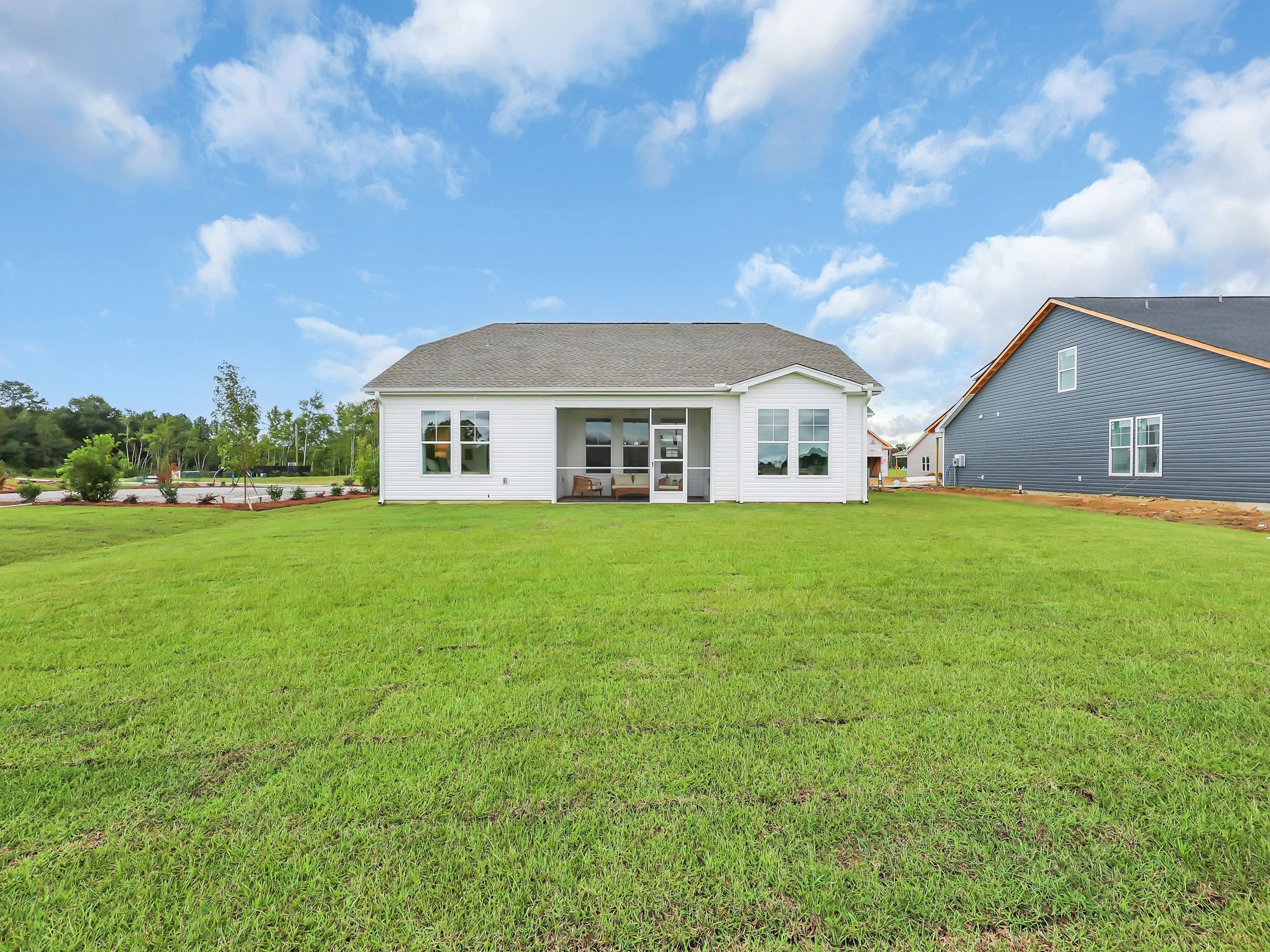 Odessa II - Back Exterior