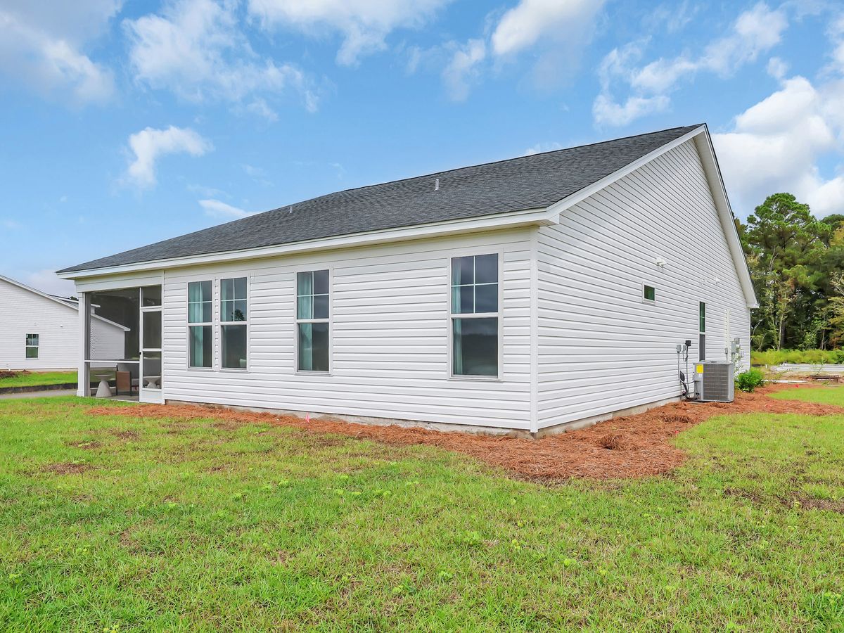 Courtland II - Back Exterior