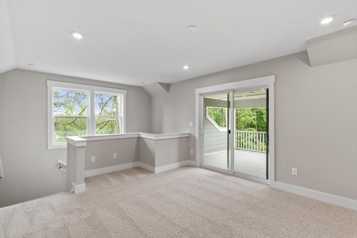 1113 Blackthorn Lane (The Poplar)