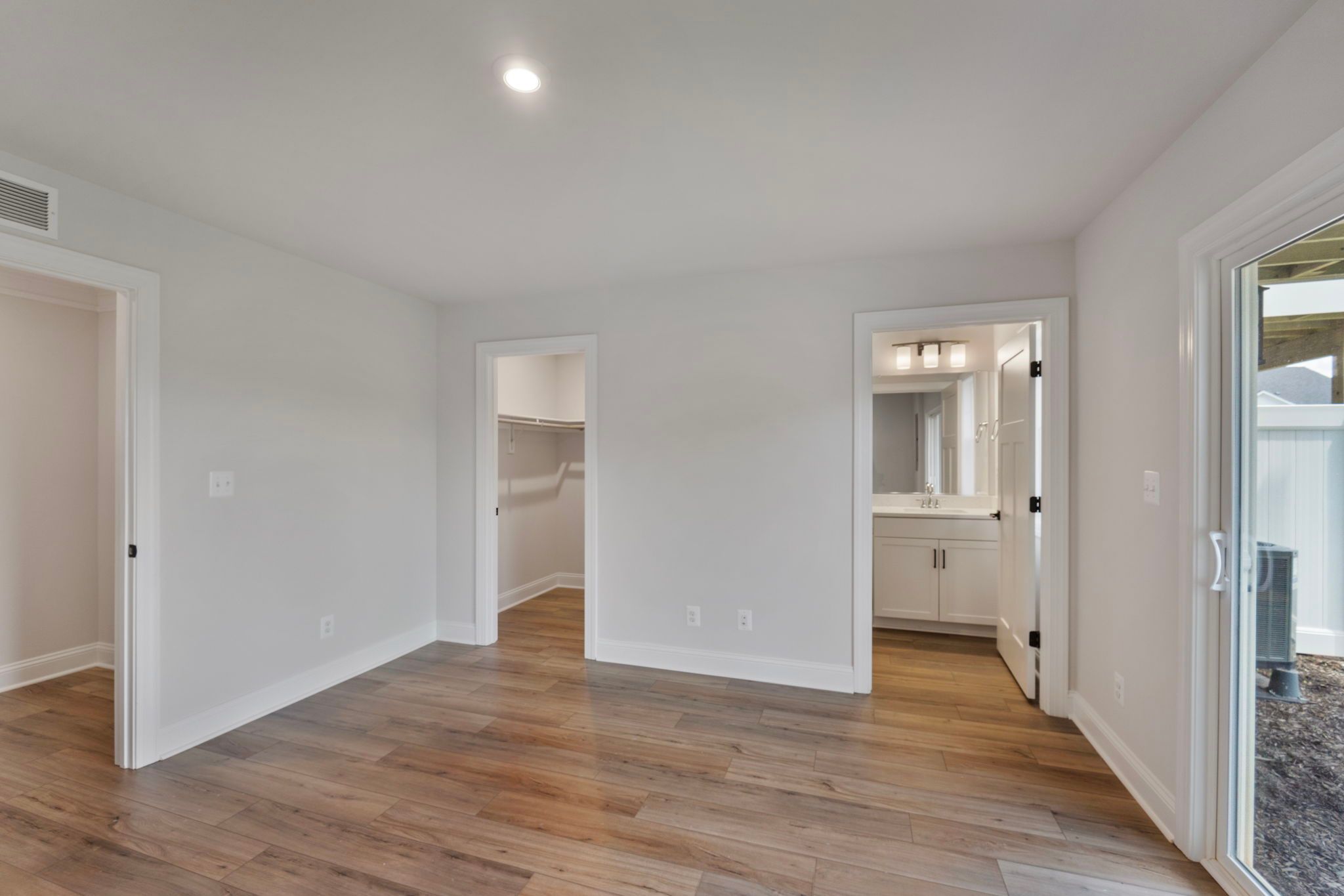 Entry level shown with optional bedroom and bath.