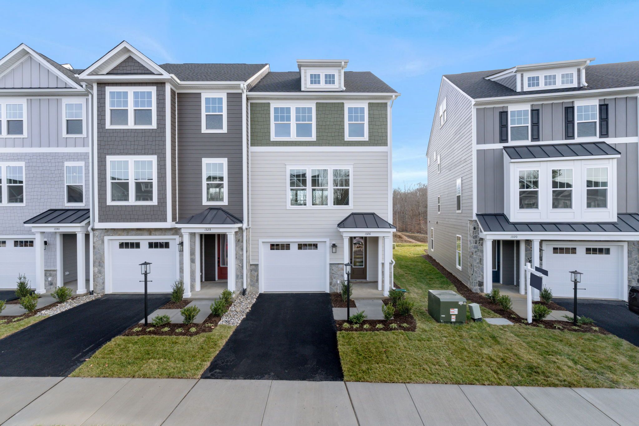 4022 Talen Lane (The Holly I)