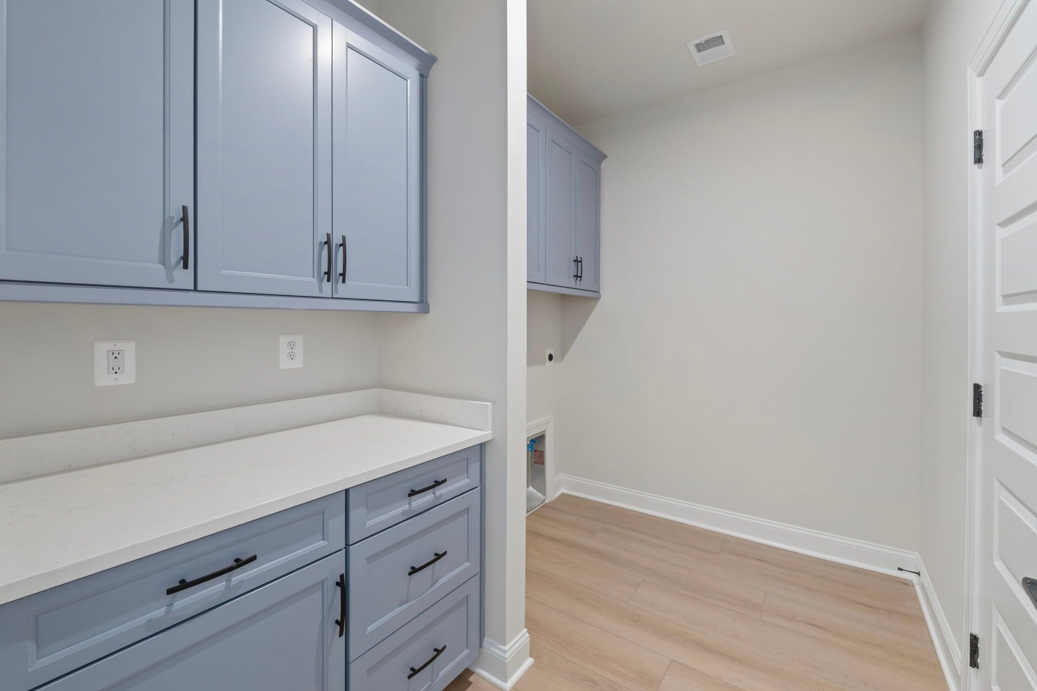 Laundry Room with Optional Drop Zone & Laundry Cabinets