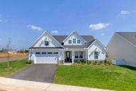 Spring Creek por Greenwood Homes en Charlottesville Virginia