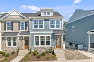 Dunlora Park por Greenwood Homes en Charlottesville Virginia