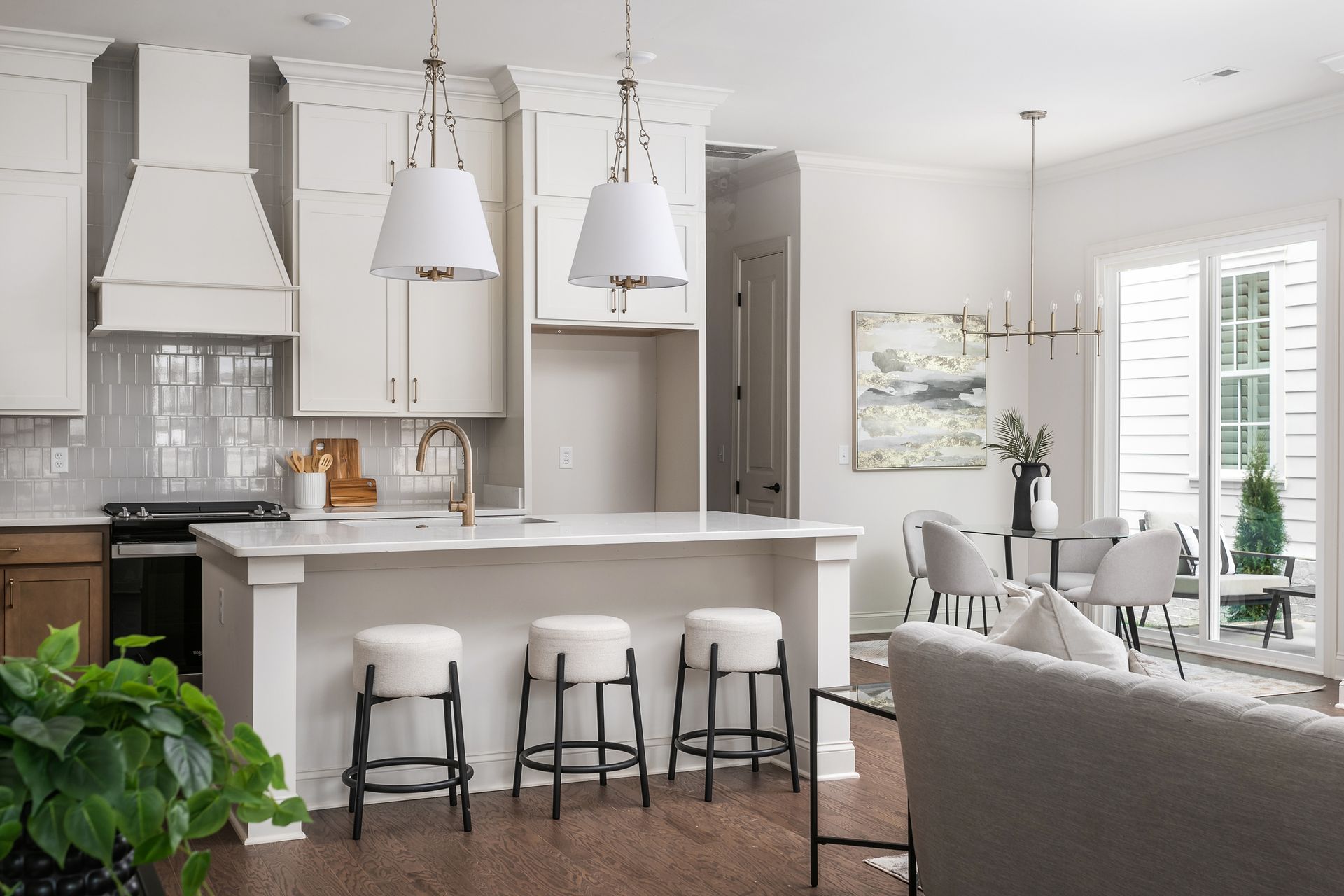 Dining bumpout option