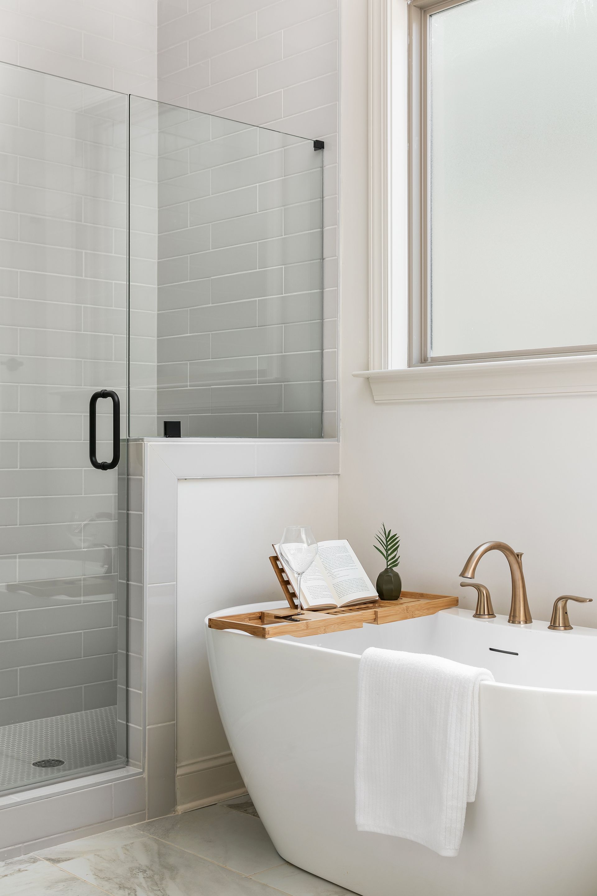 Tub option shown