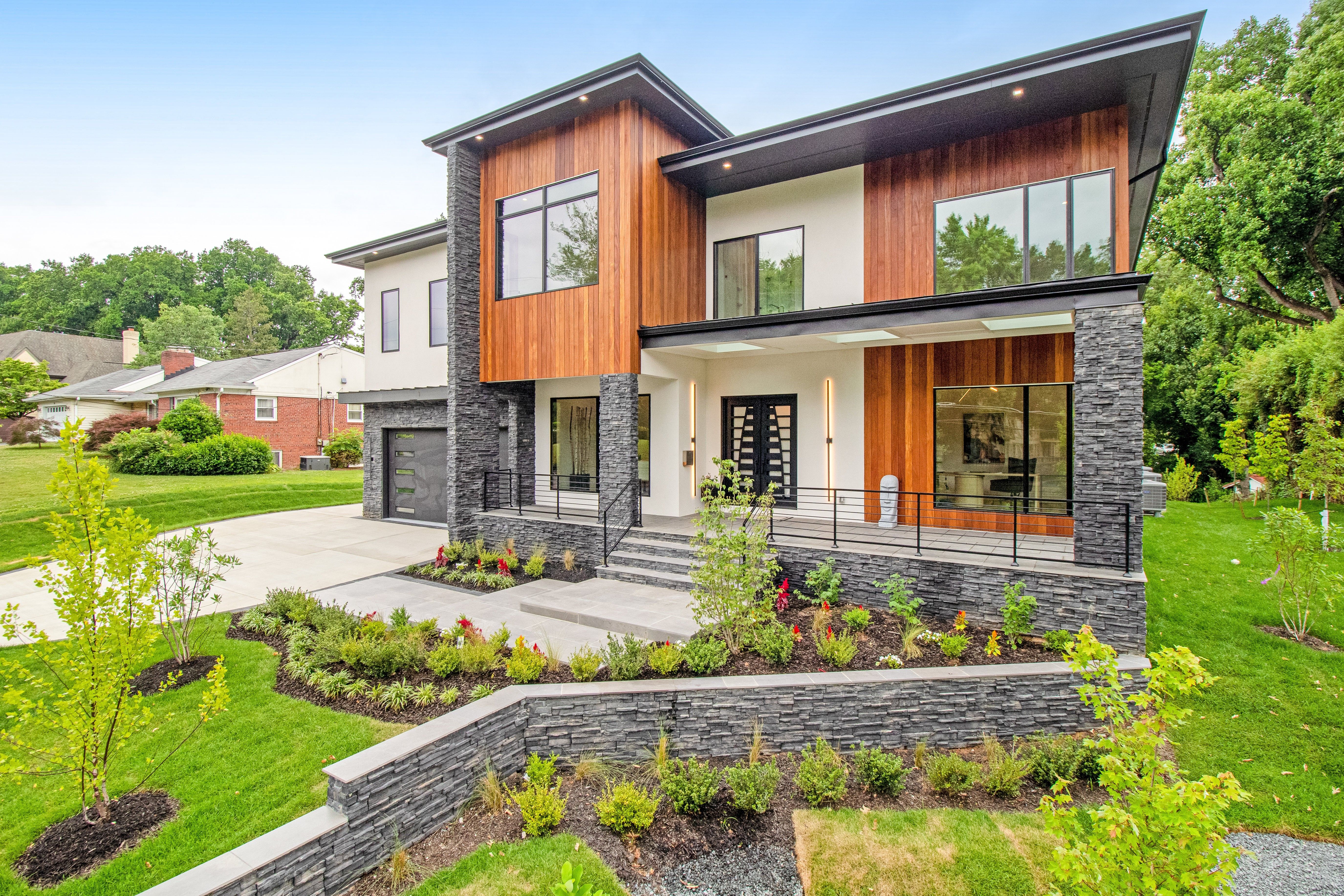 casa en McLean Custom Homes por Green Building Group