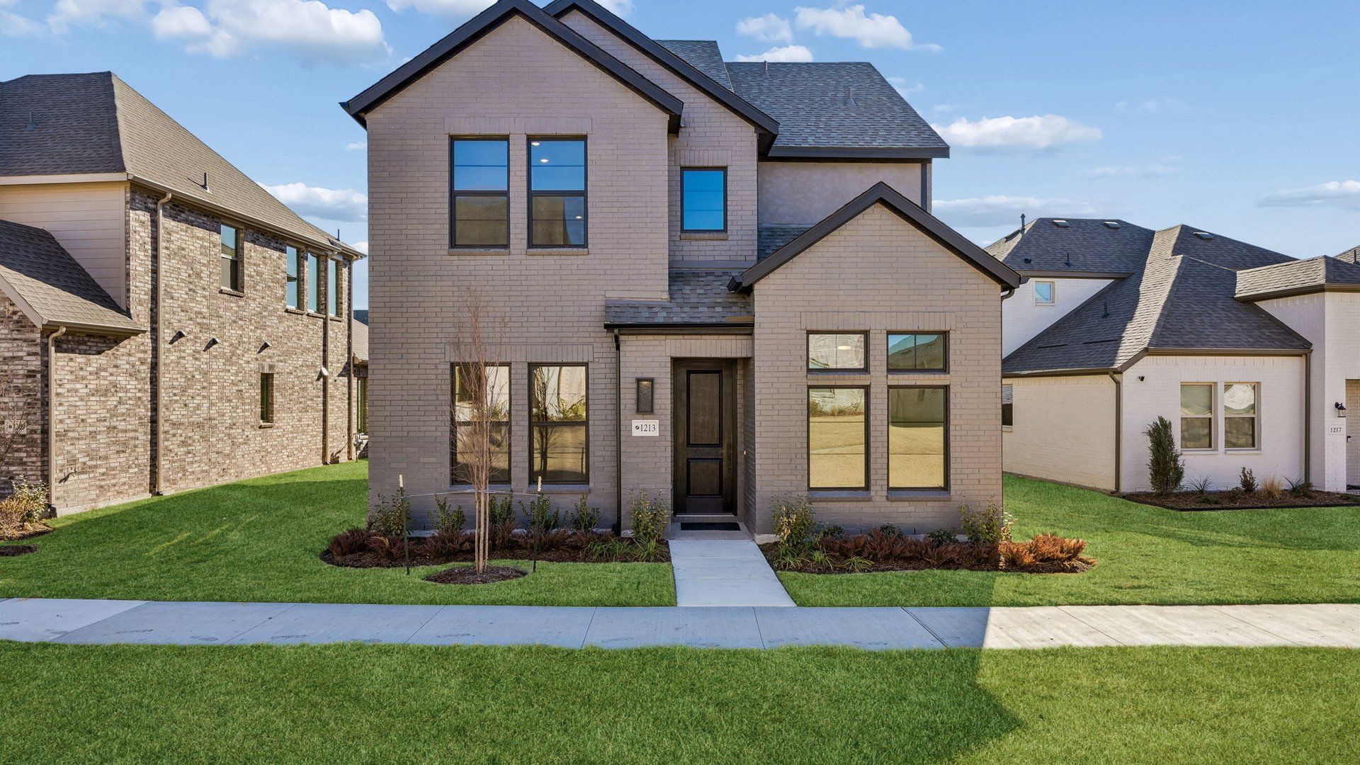 1213 Beebalm Mews (Corsica)