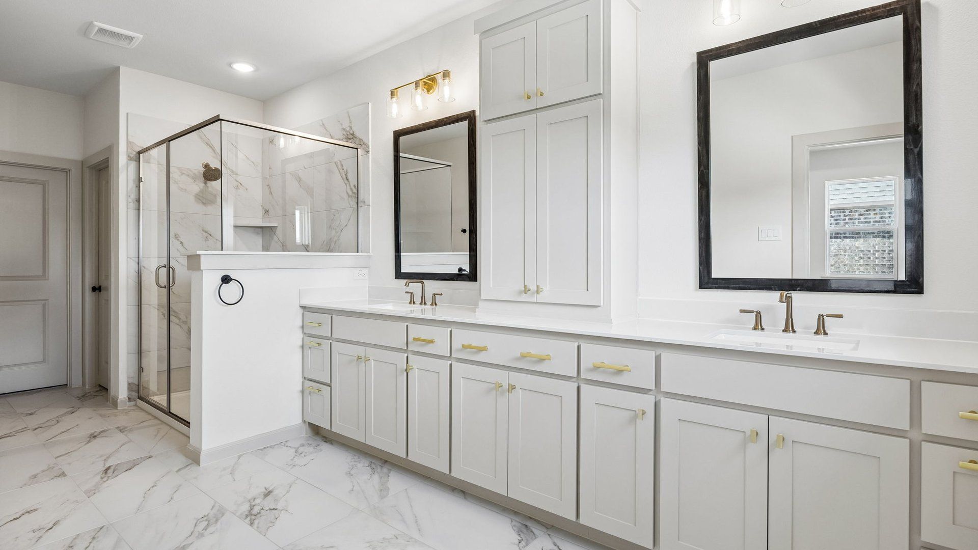 Owner's Bath