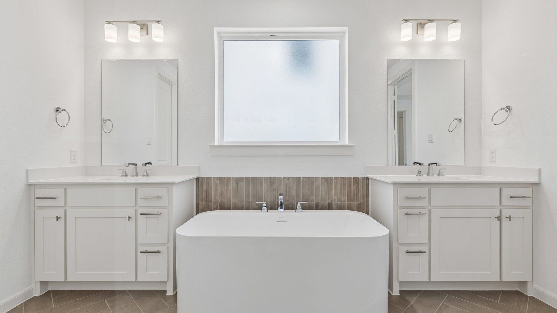 Owner's Bath