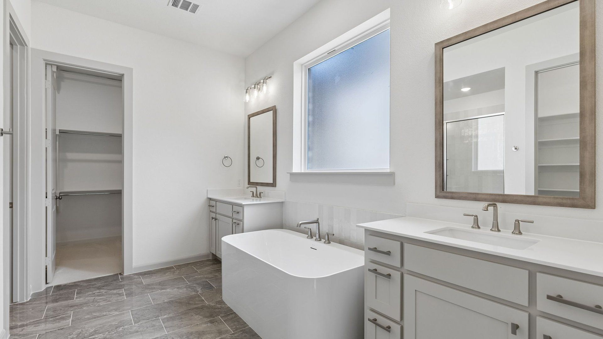 Owner's Bath