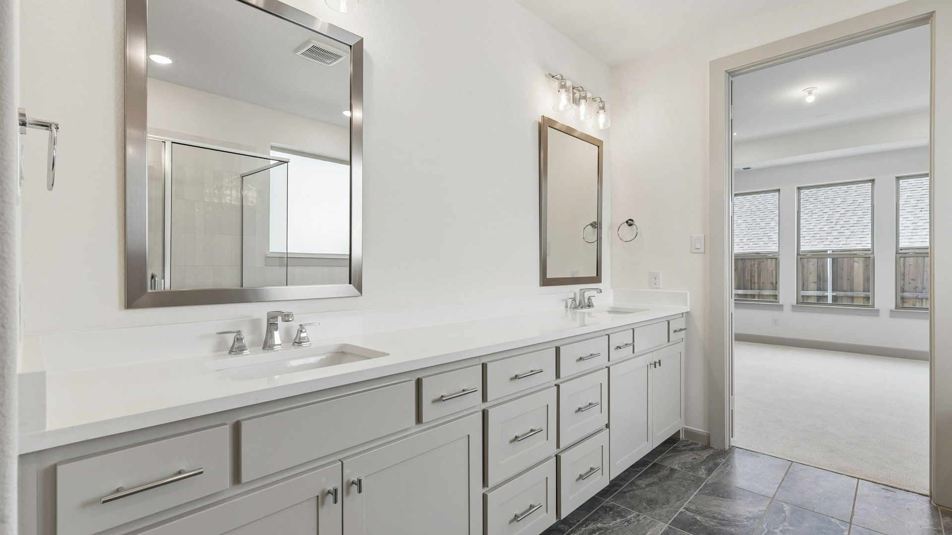 Owner's Bath