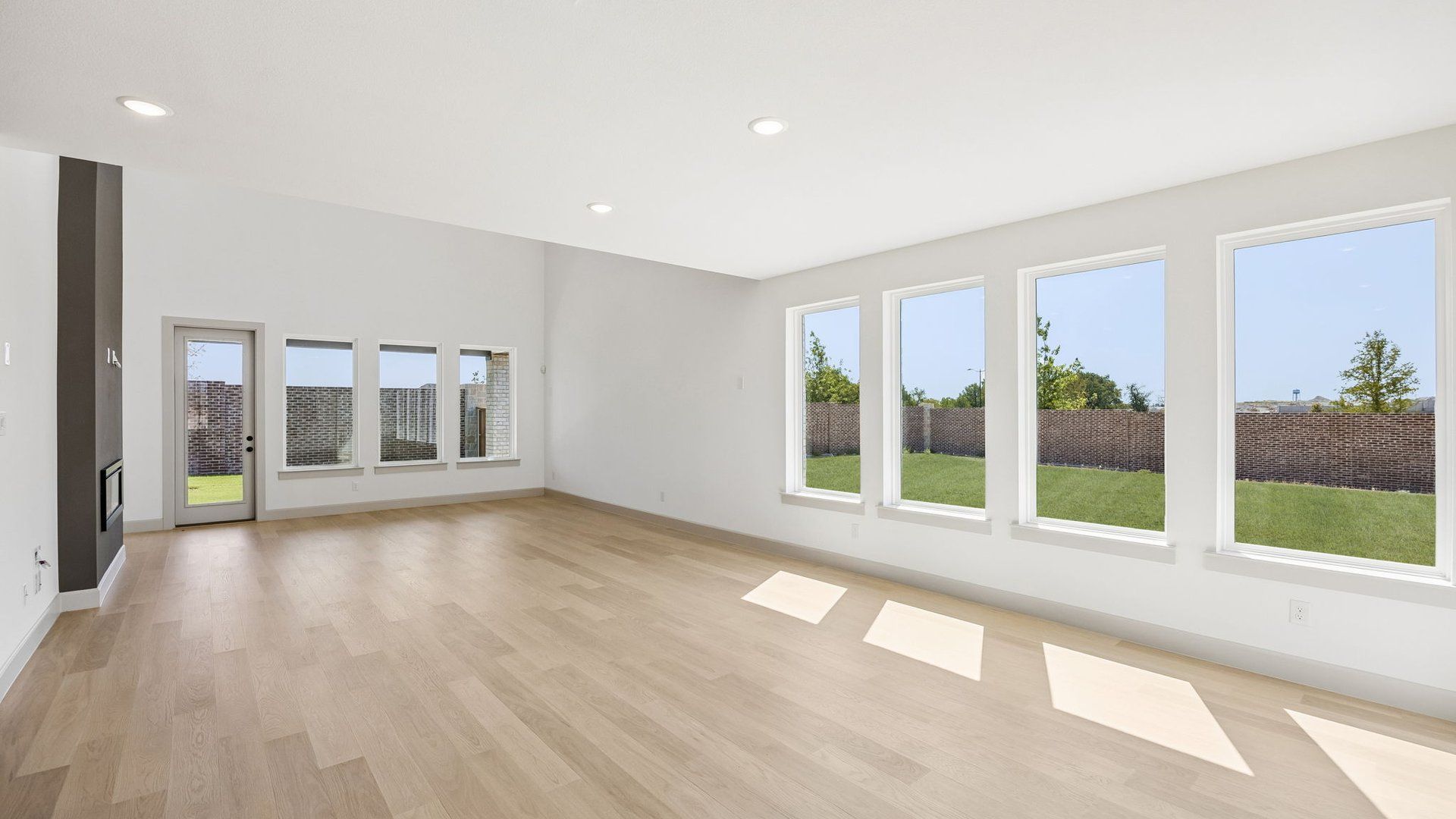 Dining & Family Room