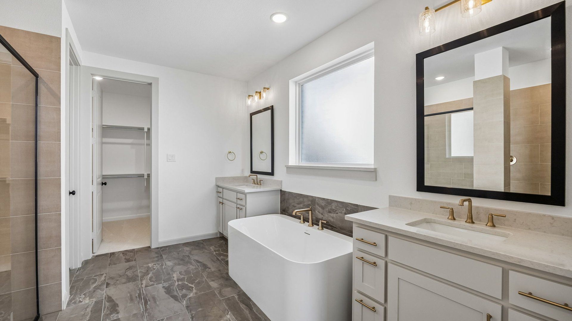 Owner's Bath