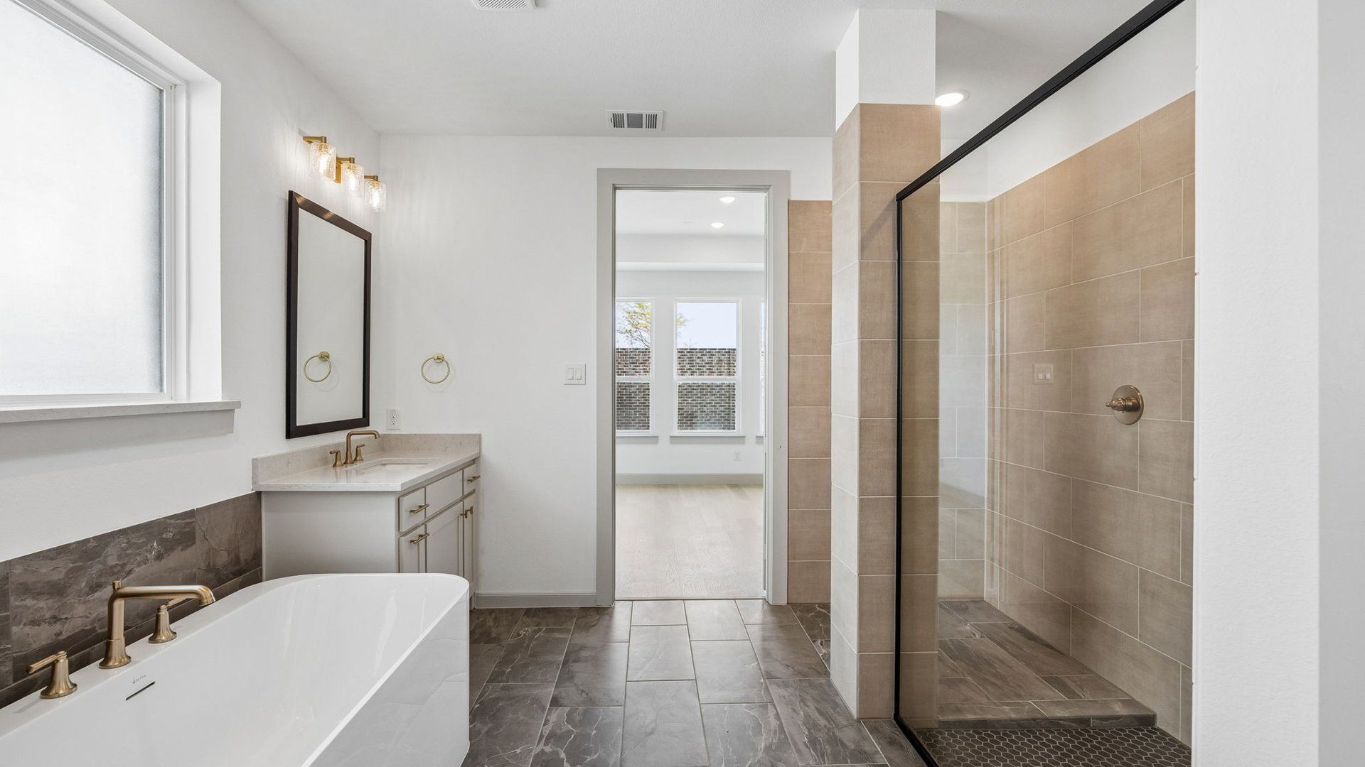 Owner's Bath