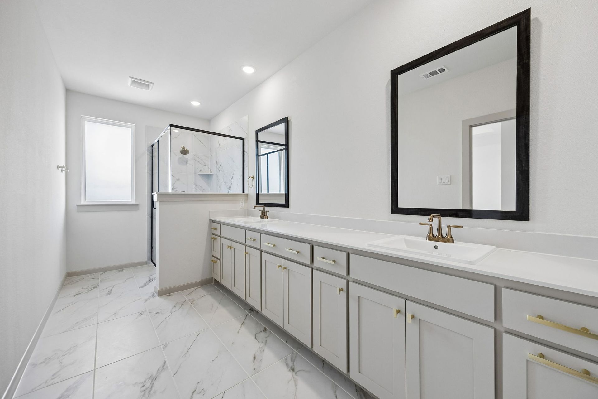 Owner's Bath