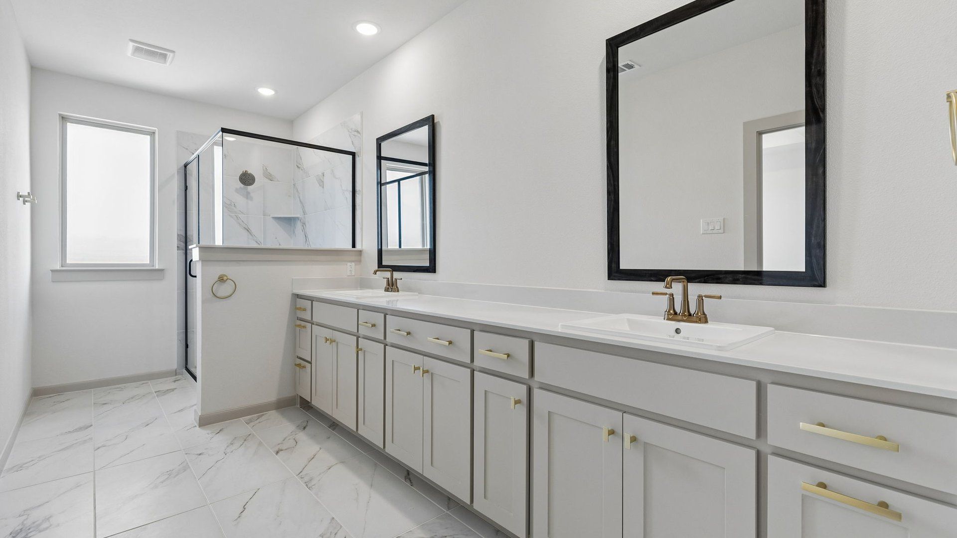 Owner's Bath